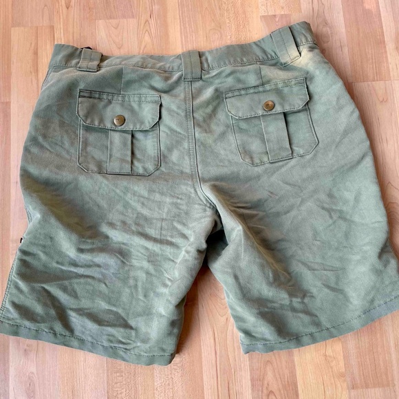 Tommy Hilfiger Shorts - Size 4 - Picture 3 of 3